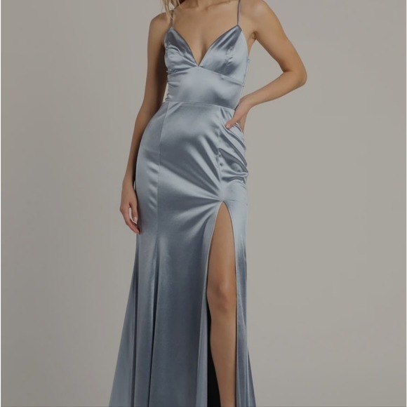 Lulu's Love the Allure Stretch Satin Mermaid Gown Size L - Picture 6 of 11